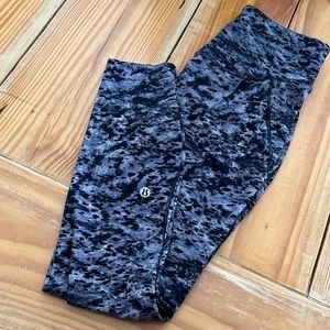 Lululemon Base Pace High Rise Running tight 25” size color ESTY With Tag